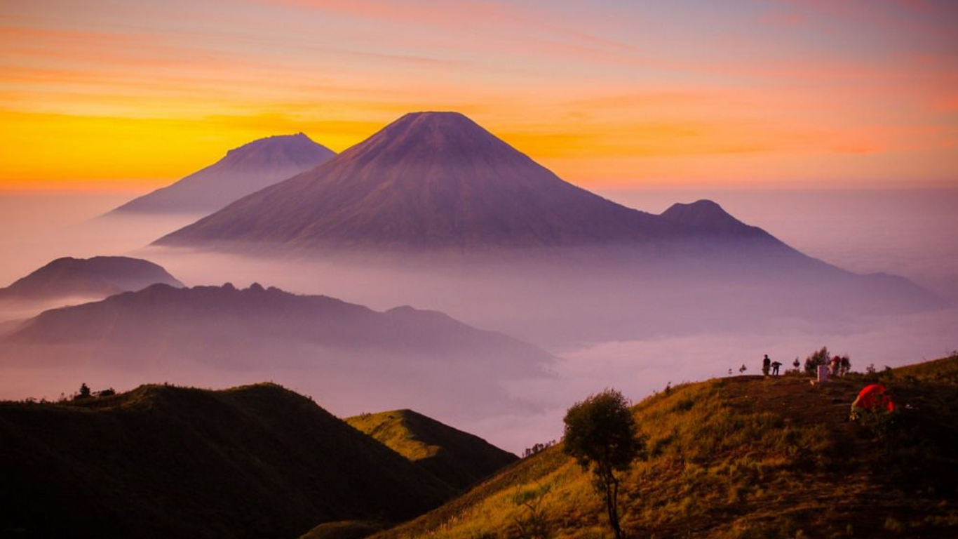 Mount Rinjani trekking, Rinjani trekking Lombok, Mount Rinjani hike, Rinjani summit trek, Rinjani crater rim trekking, Segara Anak Lake Rinjani, Rinjani trekking tour, Best Rinjani trekking, Rinjani trekking package, Rinjani trekking adventure, Rinjani sunrise hike, Rinjani trekking guide, Rinjani volcano trek, Mount Rinjani national park, Rinjani summit Lombok, Rinjani hike Segara Anak, Mount Rinjani crater rim, Best hike in Lombok, Rinjani trekking route, Mount Rinjani summit hike, Rinjani expedition Lombok, Rinjani hiking trail, Rinjani adventure Lombok, Rinjani trekking lake view, Mount Rinjani popular trek, Lombok trekking packages, Rinjani camping tour, Rinjani trekking scenery, Rinjani crater view, Rinjani trekking with guide, Rinjani private trekking tour, Rinjani budget trekking, Rinjani trekking for beginners, Mount Rinjani famous hike, Rinjani trekking summit view.