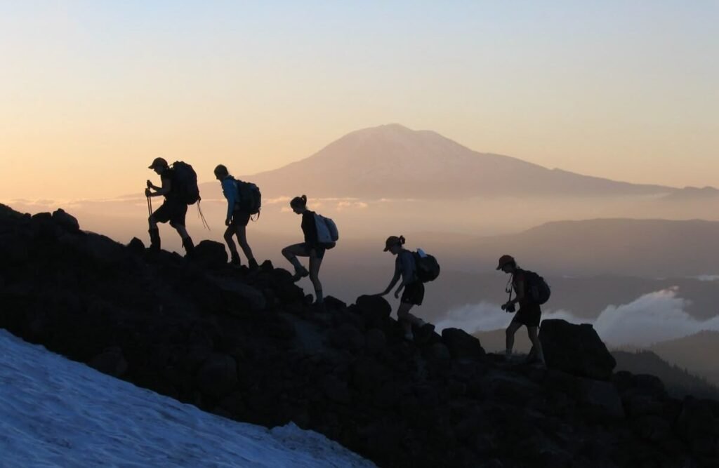 Mount Rinjani Trekking Routes Explained: Summit, Crater Lake & BeyondRinjani summit trek, Segara Anak crater lake, Mount Rinjani hiking trails