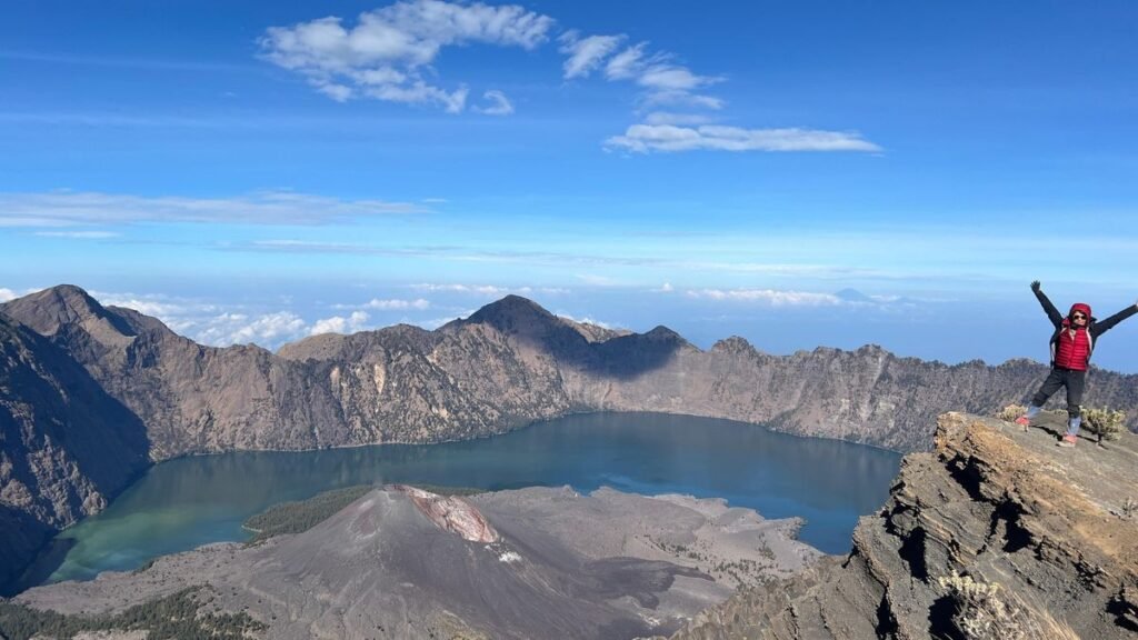 Mount Rinjani Trekking Guide
